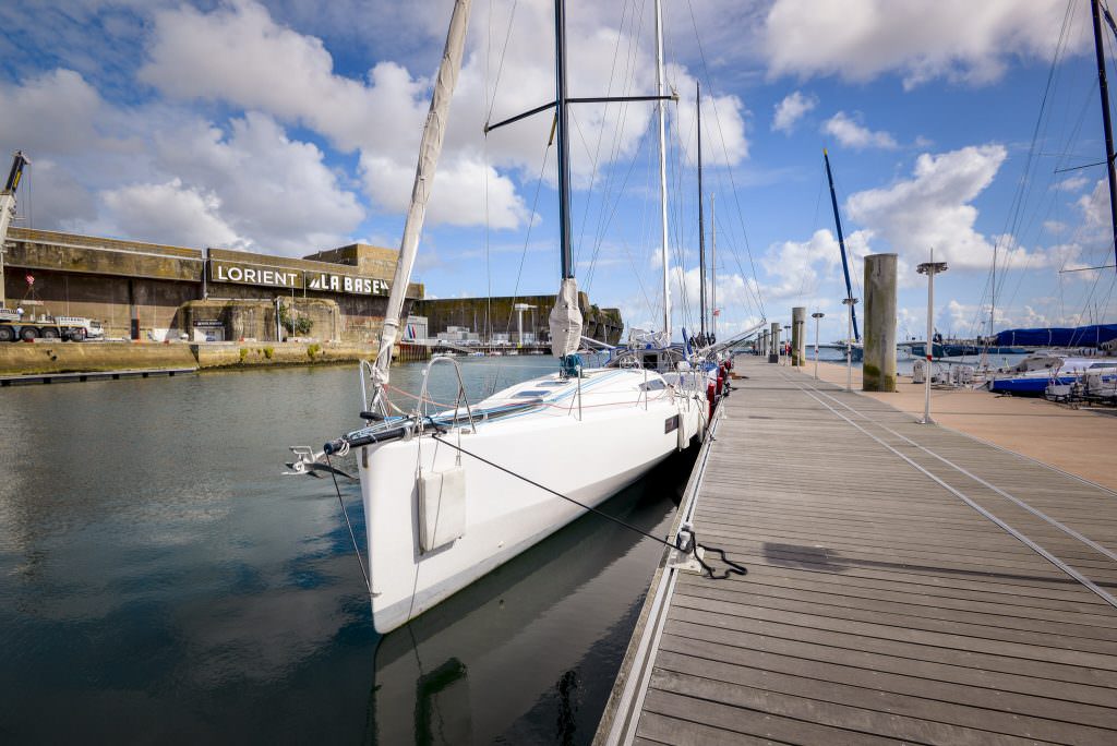 Bootsanleger für Hochseerennen in Lorient La Base (Morbihan)