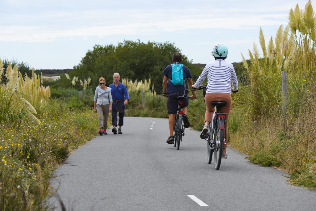 Radfahren und Wandern auf dem grünen Weg der Kaolins von Lorient nach Ploemeur (Morbihan, Südbretagne)