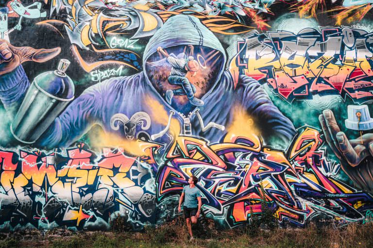 exposición urbana de grafiteros