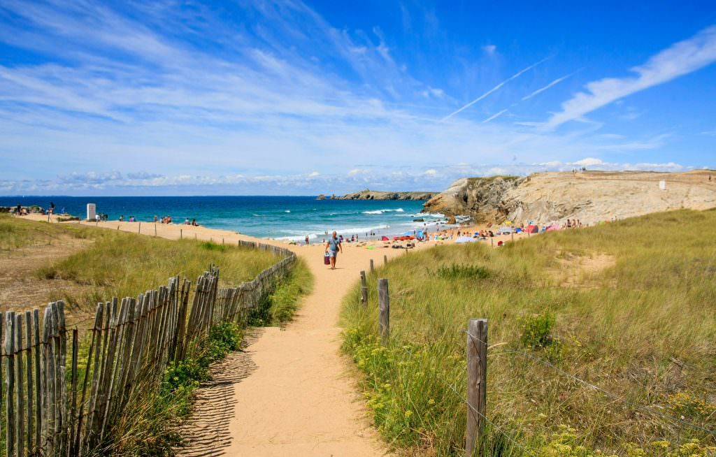 Strand von Port Bara auf der Halbinsel Quiberon (Morbihan, Süd-Bretagne)