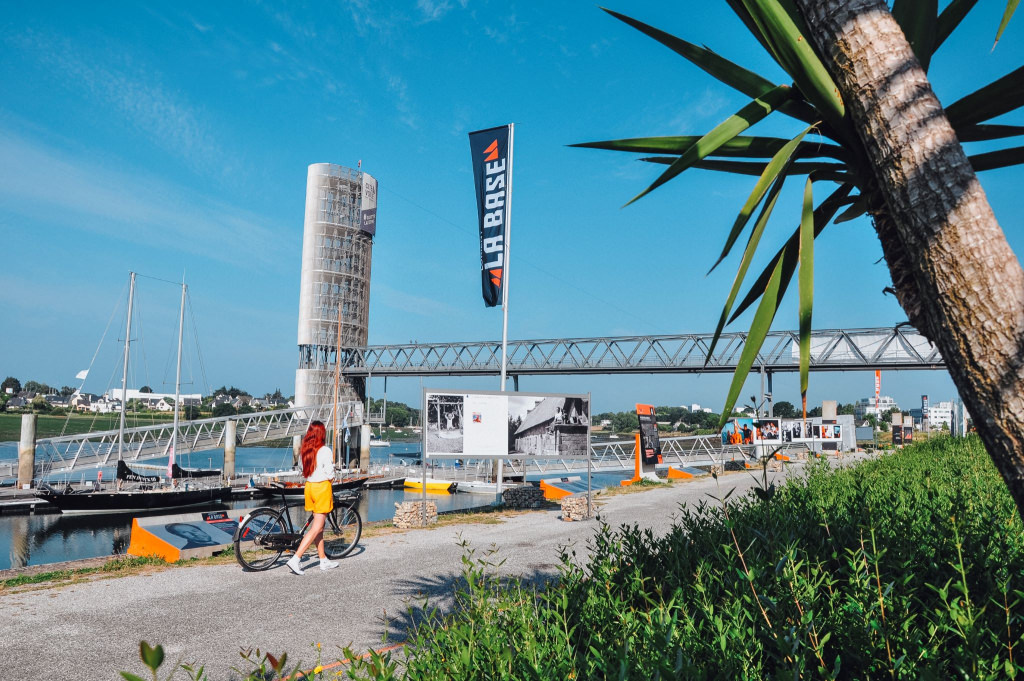 Fahrradtour entlang der Kais von Lorient La Base im Morbihan (Südbretagne)