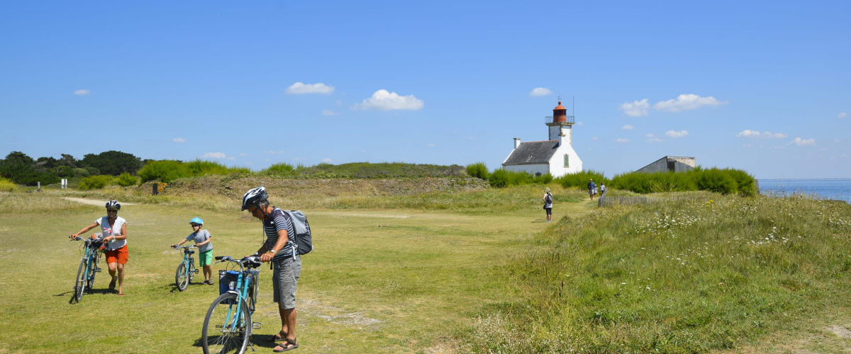 Ile de Groix, famille sur La Pointe des Chats