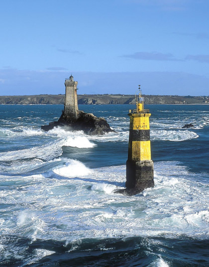 Der Phare de la Vieille vor der Pointe du Raz (Finistère, Südbretagne)