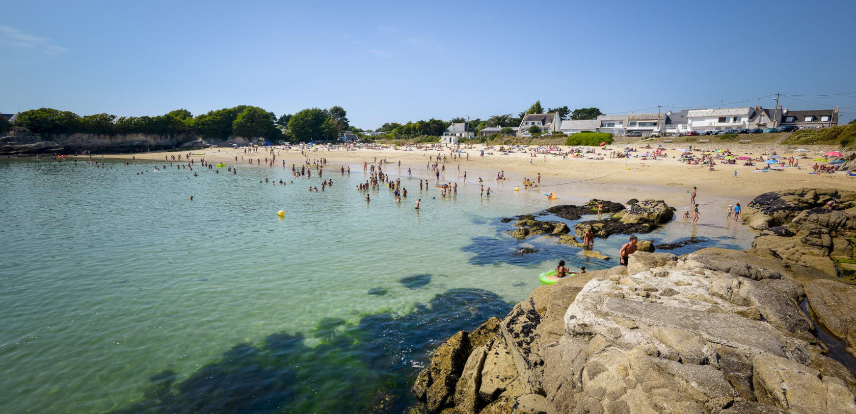 Der Strand von Pérello in Ploemeur (Morbihan, Südbretagne)